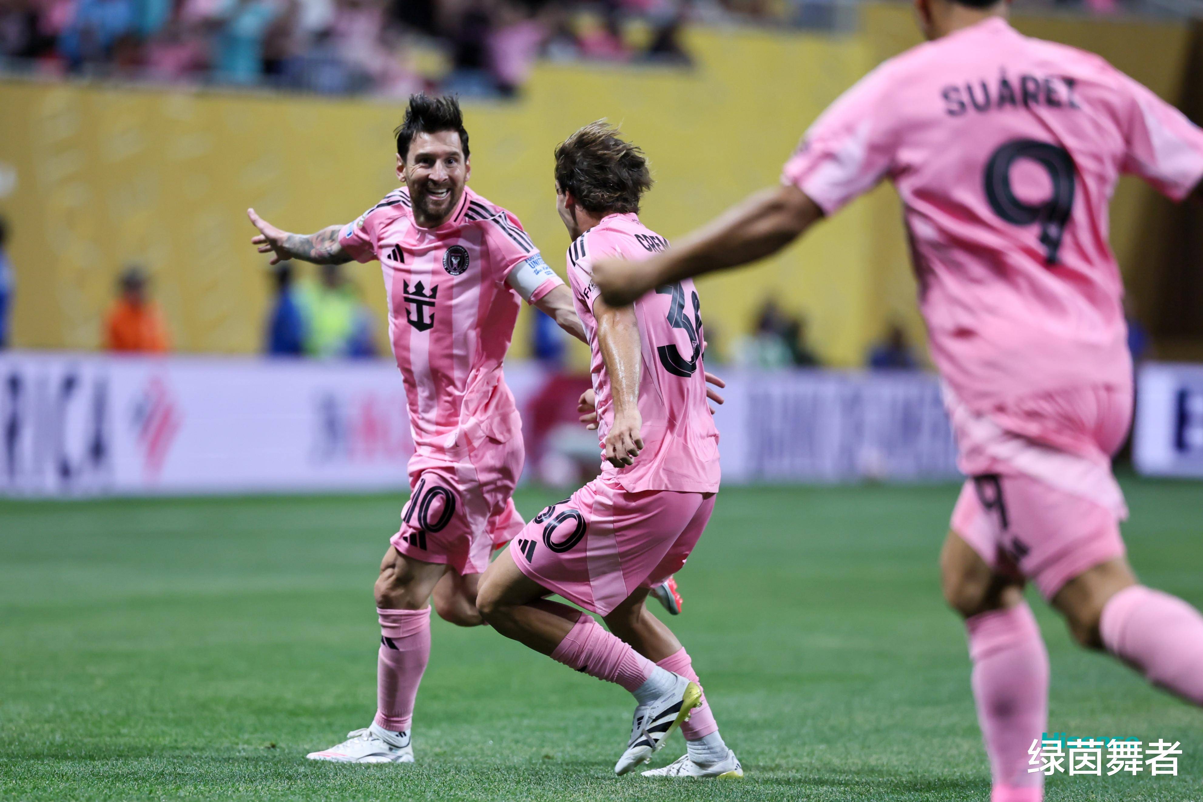 九游中国官网-梅西在瑞士队比赛中最后时刻胜出，出色防守引发热议！再创辉煌时刻的简单介绍